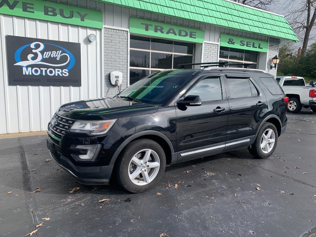 2017 Ford Explorer XLT's photo