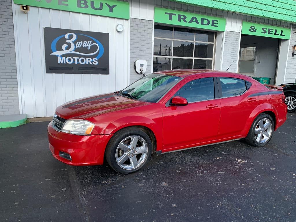 2011 Dodge Avenger Lux