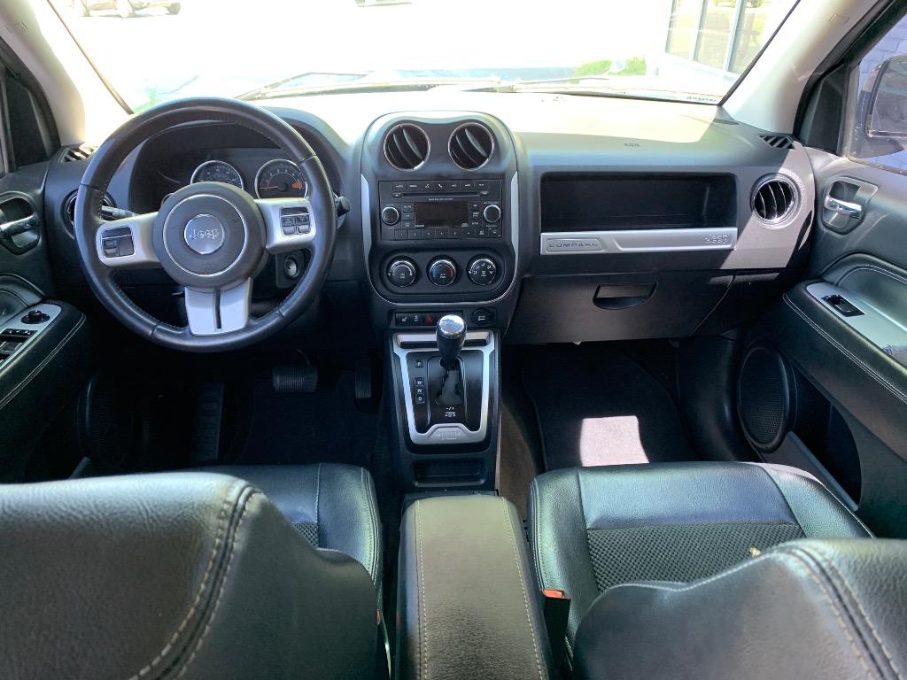 2017 Jeep Compass Latitude - Photo 10