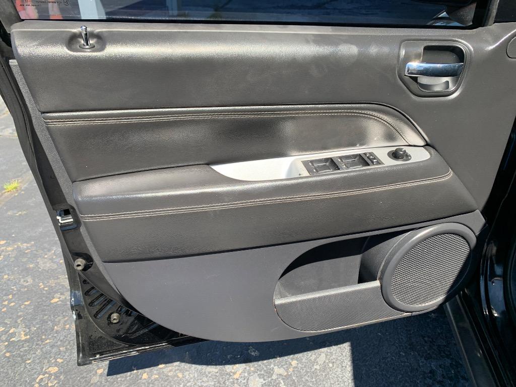 2017 Jeep Compass Latitude - Photo 11