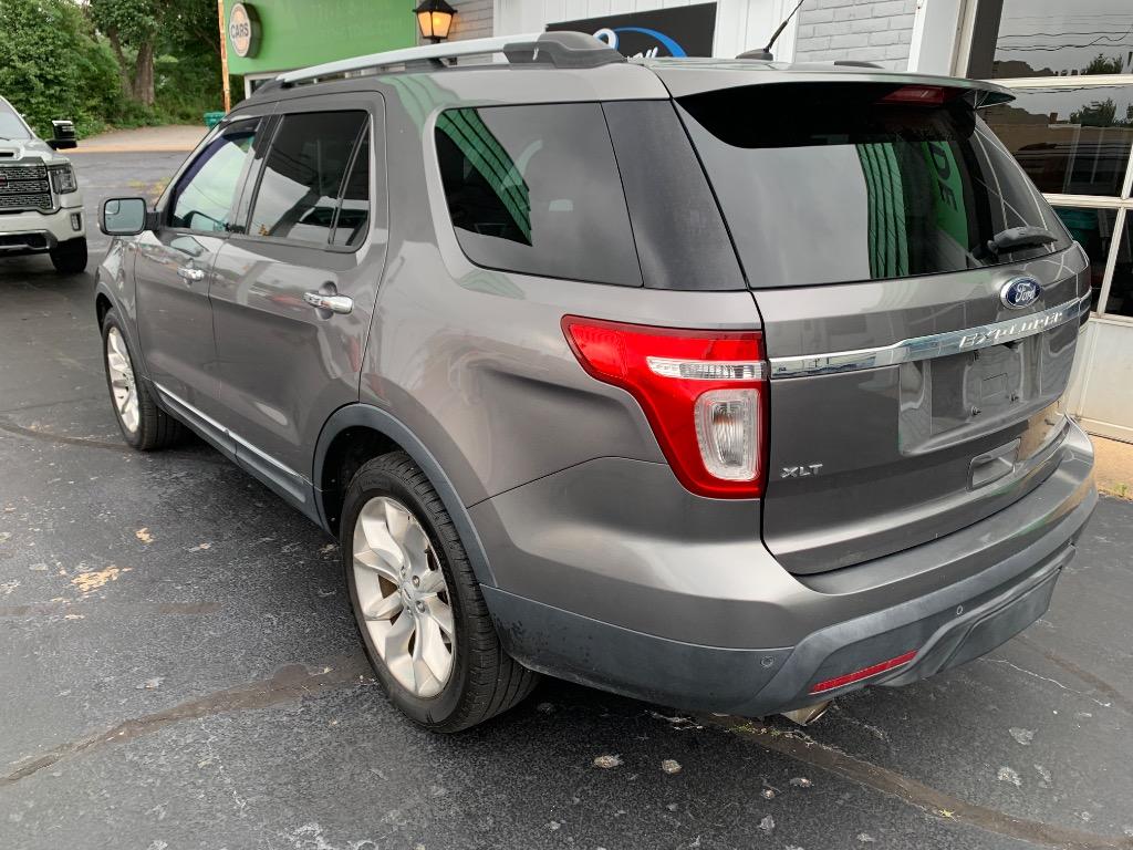 2012 Ford Explorer XLT - Photo 7